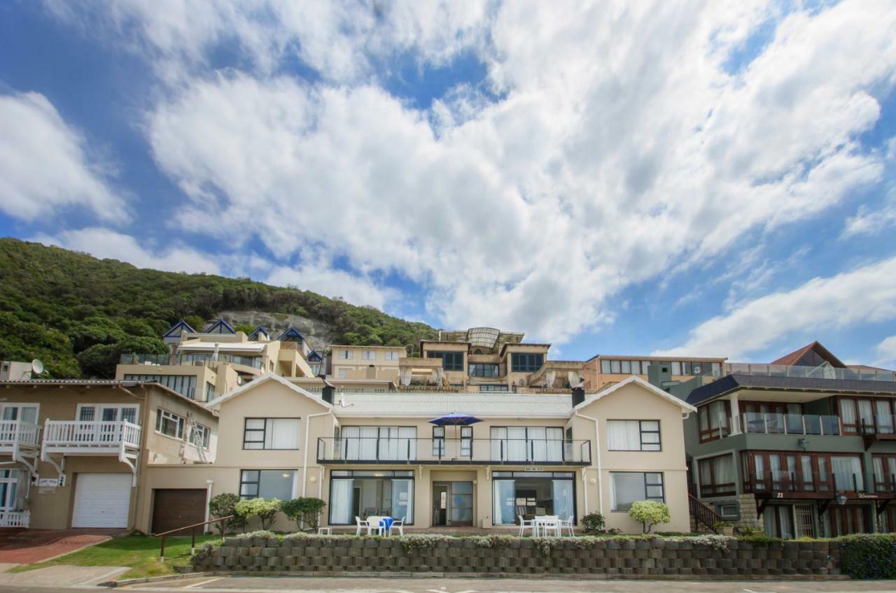 Herolds Bay Accommodation - Hiers Ons Weer Downstairs Exterior photo