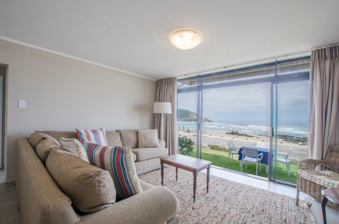Herolds Bay Accommodation - Hiers Ons Weer Downstairs Exterior photo